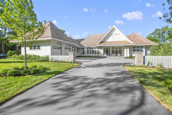 Tar And Chip Service in Lehigh Acres